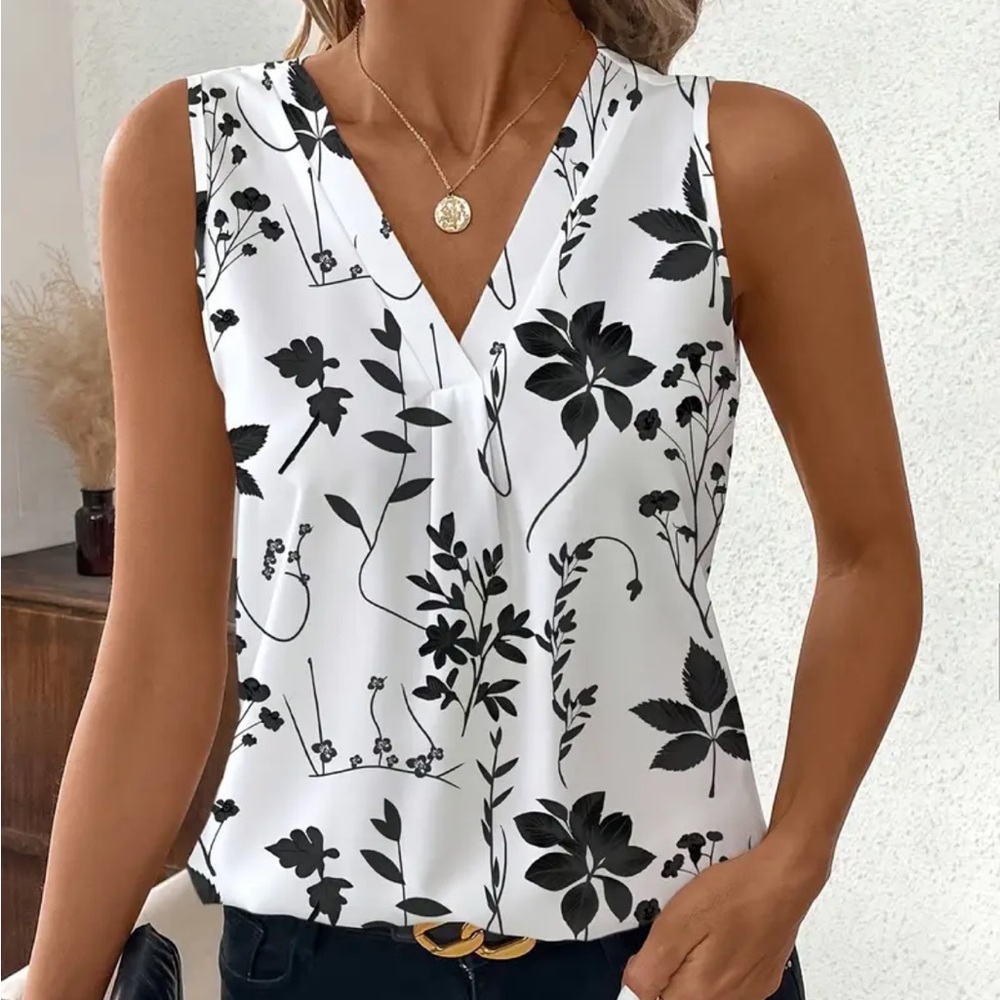 Floral V-neck Sleeveless Women’s Blouse Black White XXL